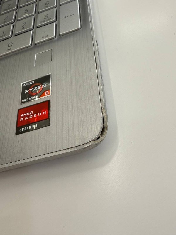 Ноутбук HP, клавиатуры, мыши, мониторы Acer и Dell 3