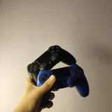 PS4 Pro, 2 джойстика, 3 игры 4