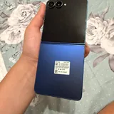 Samsung Galaxy Flip 7 12/256 GB 5