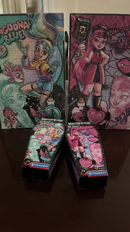 Монстр Хай пазлы Лагуна Блю и Дракулаура 49×34 см