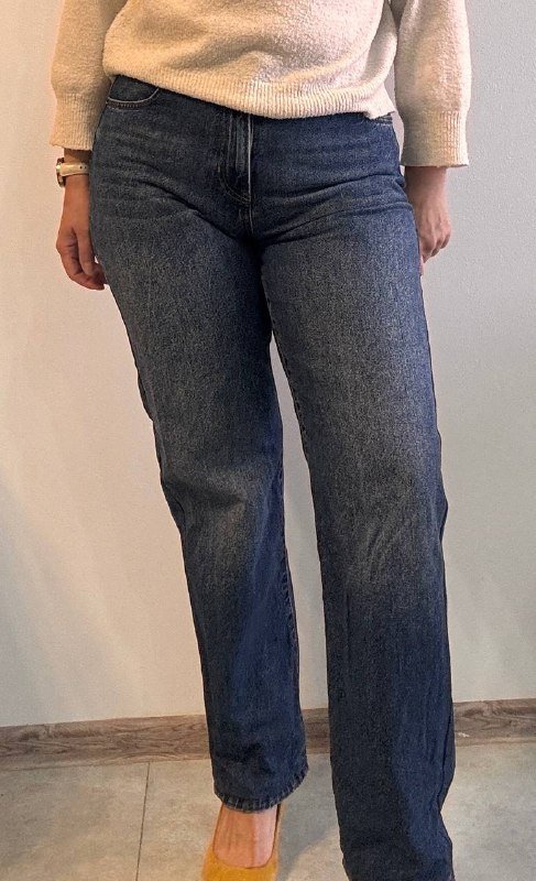 3D-маска для сна, Кепка с вышивкой, Очки Polaroid, Рюкзаки, Сумки, Джинсы, Бюстье, Футболка, Брюки, Юбка, Худи, Трекинговые кроссовки, Конверсы, Шлепки CROCS 7