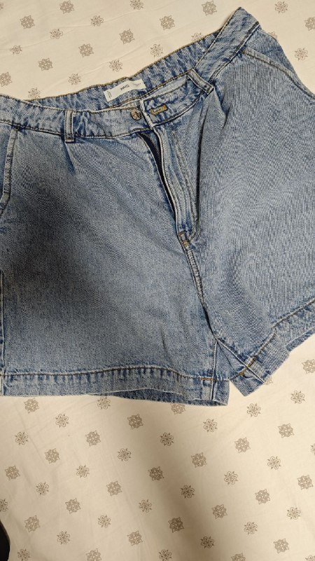 Чёрное платье, Белое платье, Чёрная рубашка, Шорты mango 4