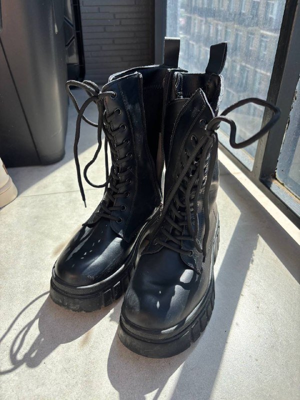 Женские зимние ботинки 37-38 размера