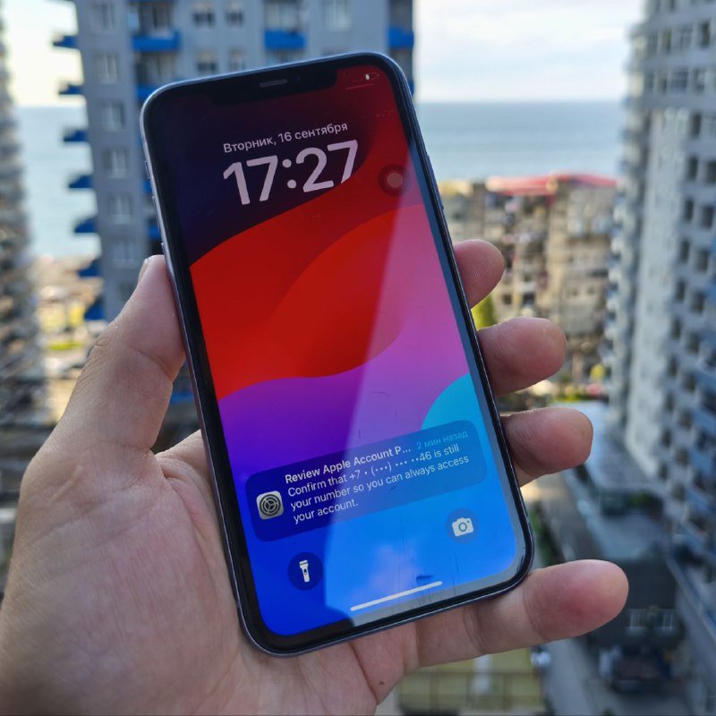 Iphone 11 сиреневый 64 Гб