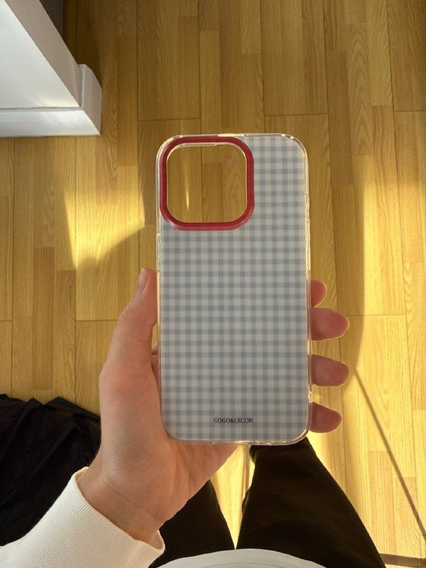 Чехол на iPhone 15 pro