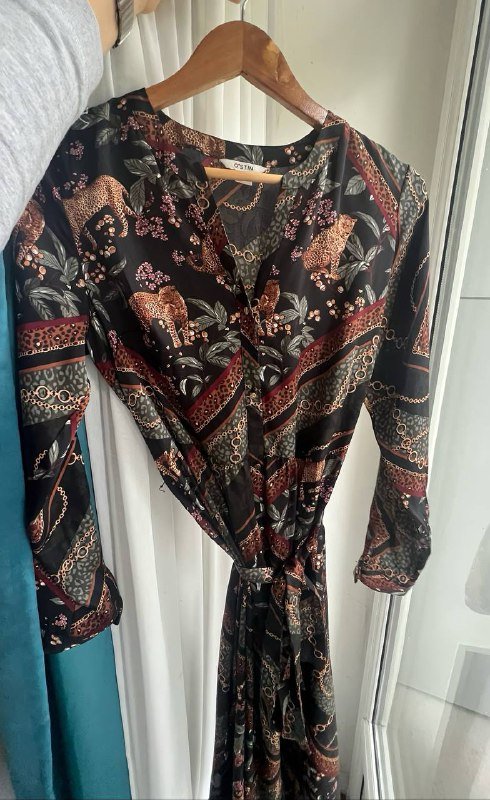 Свитшот Kenzo, рубашка Zara, укороченный свитшот Zara, платье Ostin 7