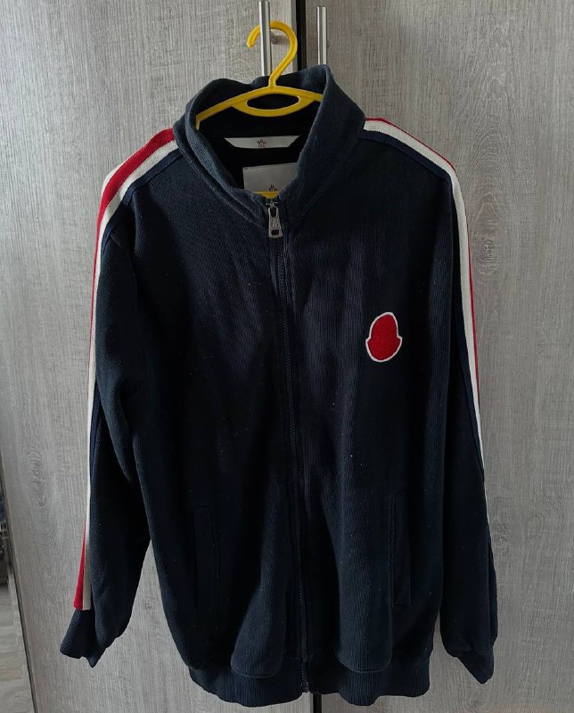 ALPHA INDUSTRIES, PUMA, PHILIPP PLEIN, TRUSSARDI JEANS, ELLESSE, MONCLER, WEEKEND OFFENDER, STONE ISLAND JEANS, STONE ISLAND T-SHIRT, BARBOUR