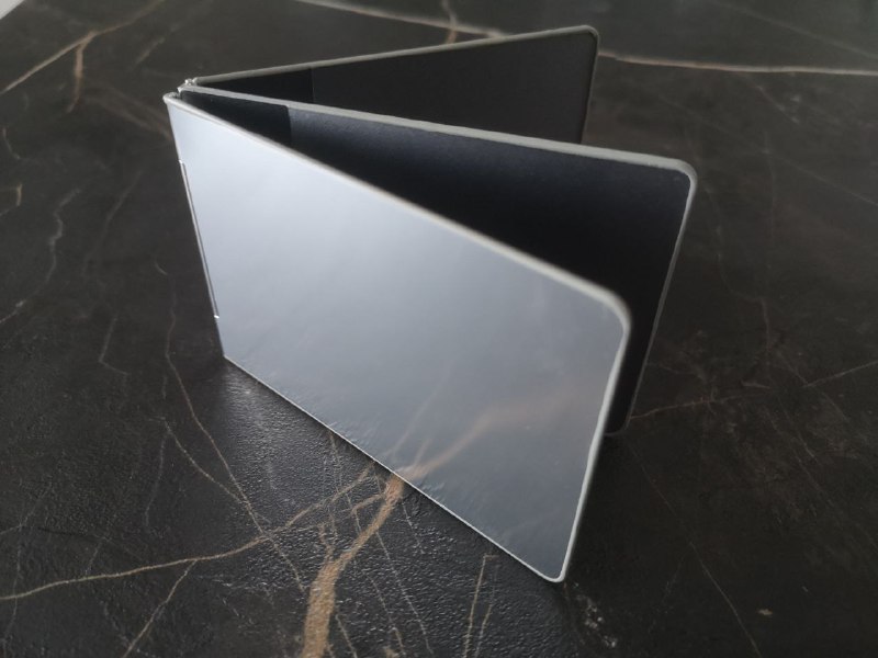 cardholder с RFID защитой, кабели, мышь, флешки, MicroSD, адаптер 2