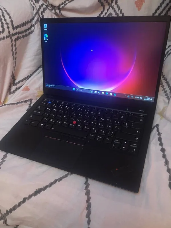 Lenovo ThinkPad X1 Carbon Gen 6 1