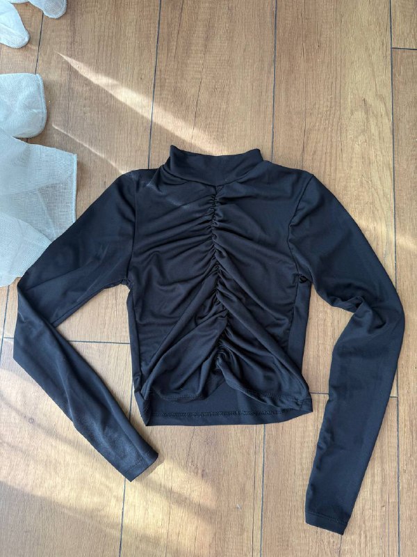 Кофточка чёрная, кофточка зебра, кофточка зеленая, топ Missguided, джинсы чёрные