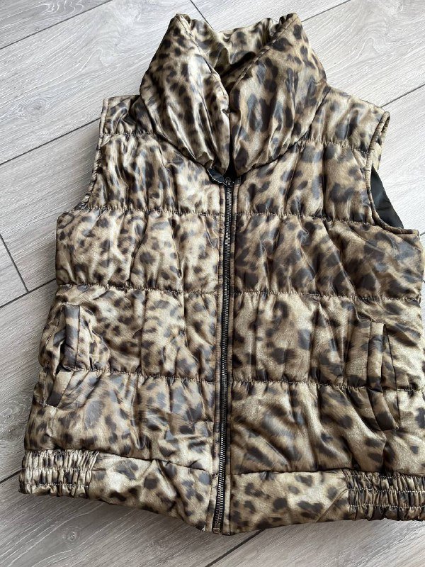 Женские жилетки с капюшоном Adidas и с черепом 3