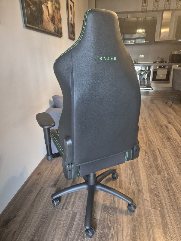 Кресло RAZER с подушкой для поясницы 2