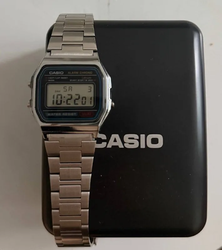 Оригинальные часы Casio новые