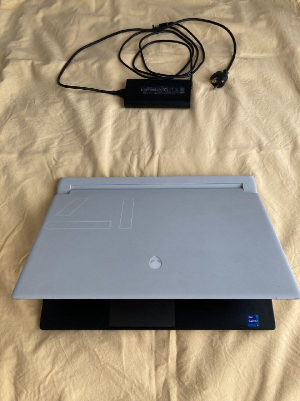 Ноутбук Dell Alienware x17 R1 i7 32GB 17.3" 9