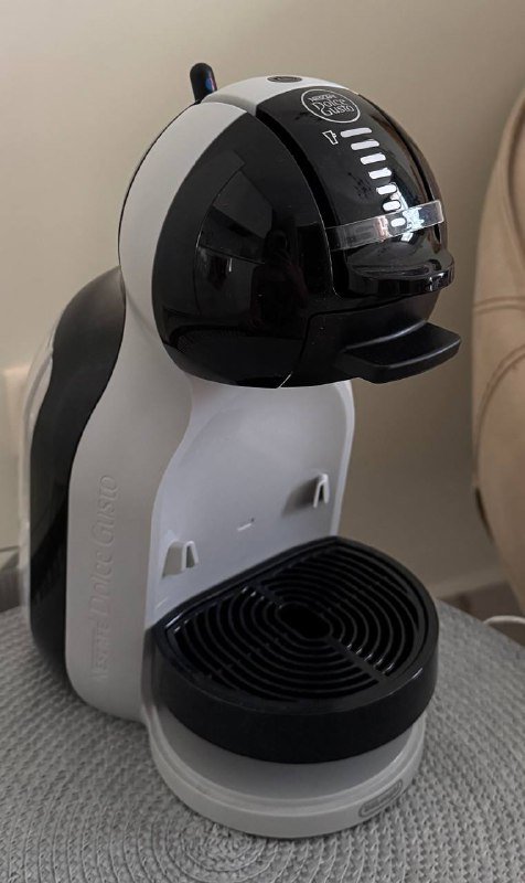 Кофемашина капсульная Nespresso DeLonghi