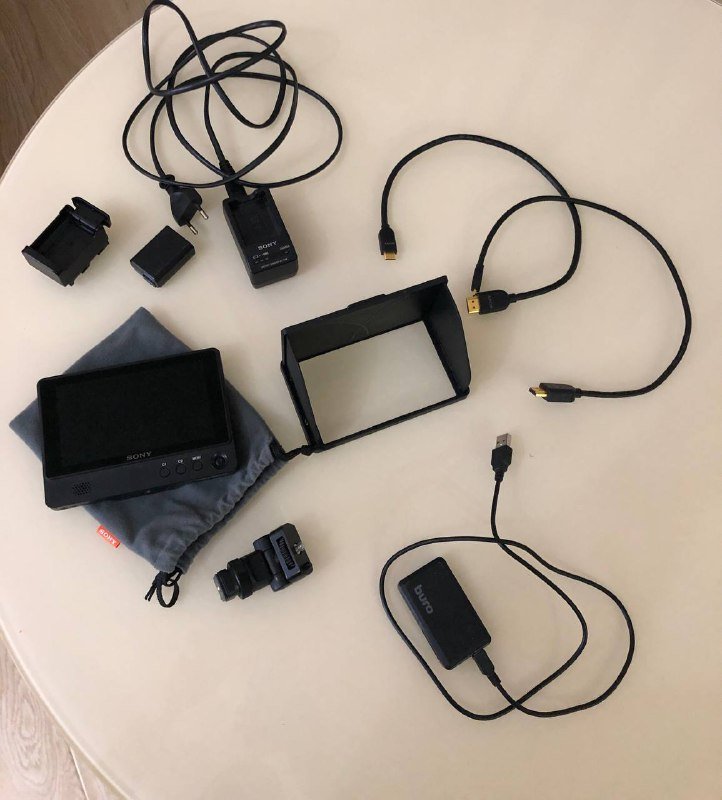 накамерный монитор Sony CLM FHD5 2