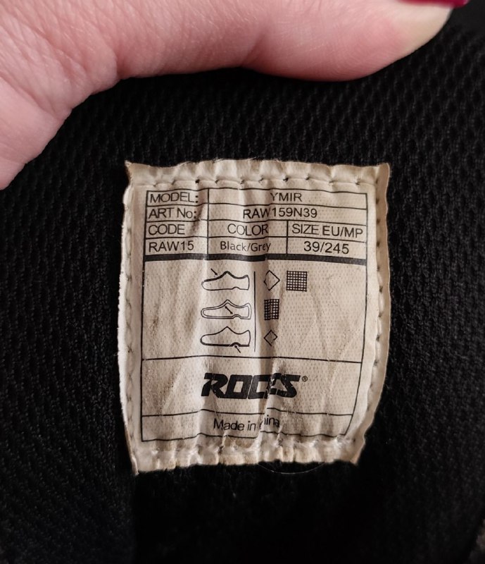 Bladerunner Formula 90 rollerblades, size 37-38 rollerblades, protection gear 5