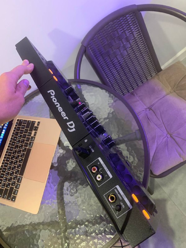 Диджейский пульт Pioneer DJ 2
