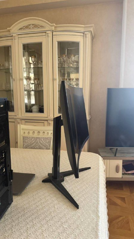 Компьютер, монитор, наушники, клавиатура, мышка 4