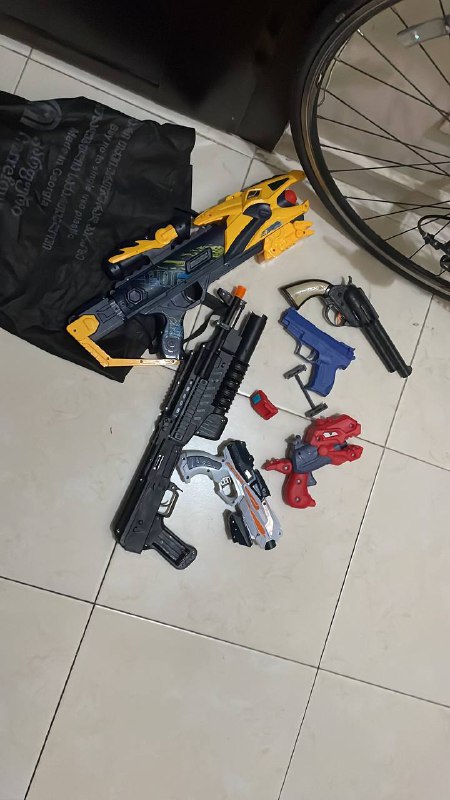 Игрушки