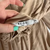 Мини-платье NA-KD 5