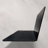 MacBook Air M3 16GB 500GB 6