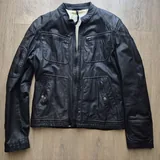 Бомбер Diesel, кеды Y3, куртка кожаная, ботинки, косуха 5