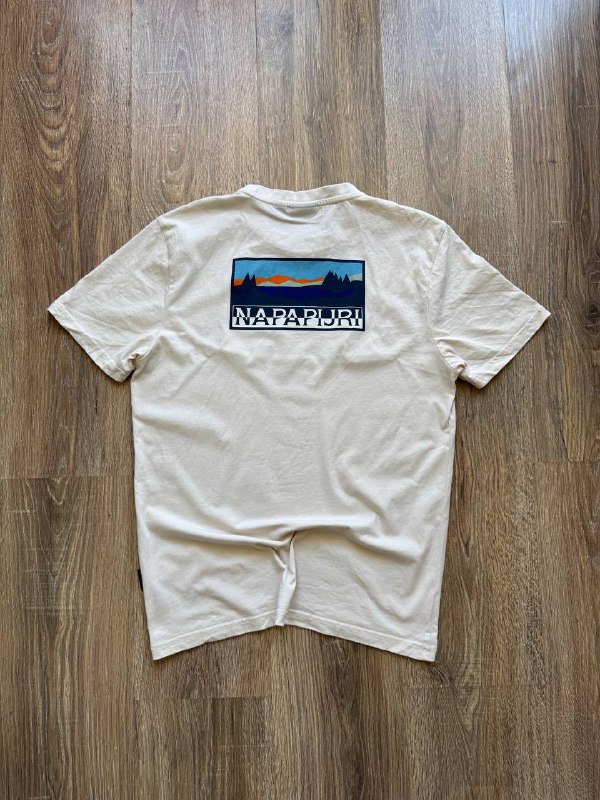 Шорты Oakley, Endura, Carhartt, Майка Alpha Industries, Штаны The North Face, Футболка Napapijri, Кепки Ferrari, Nike, Мессенджер Dickies 6