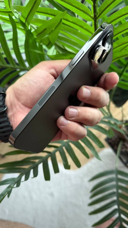 iPhone 14 Pro Max 1 TB, батарея 83%, Esim 2