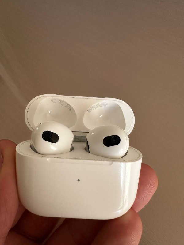 AirPods 3 2