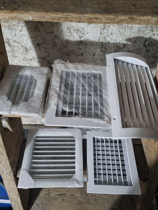 Решетки для вентиляции 20x20, 15x10, 30x20, 15x20 2шт