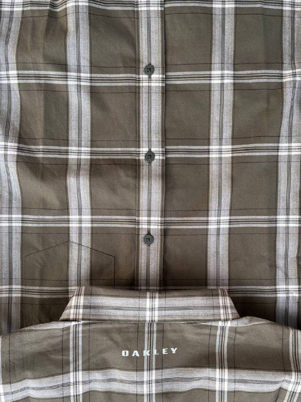 Goretex L.L. Bean jacket, Oakley shirt, Salomon bag, HUF x THRASHER windbreaker, Champion jacket 2