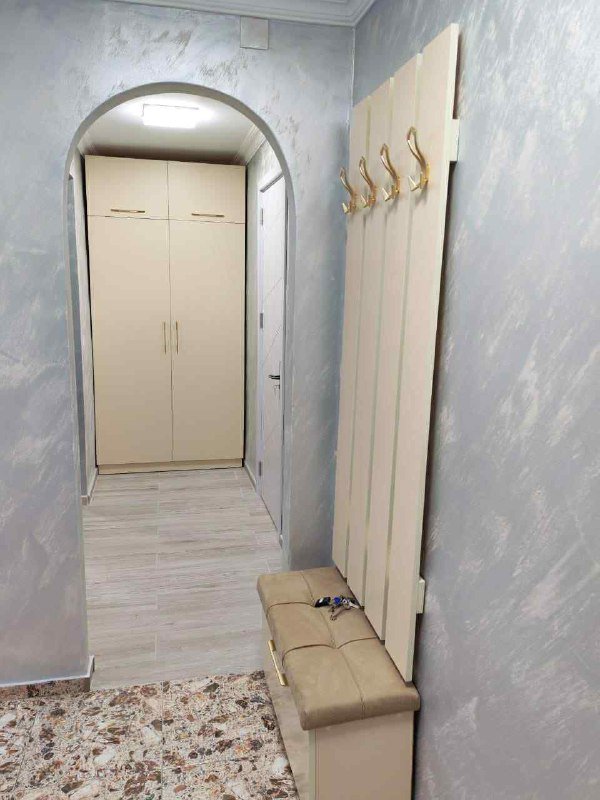 2-комнатная квартира с мебелью, ремонт, балкон 8