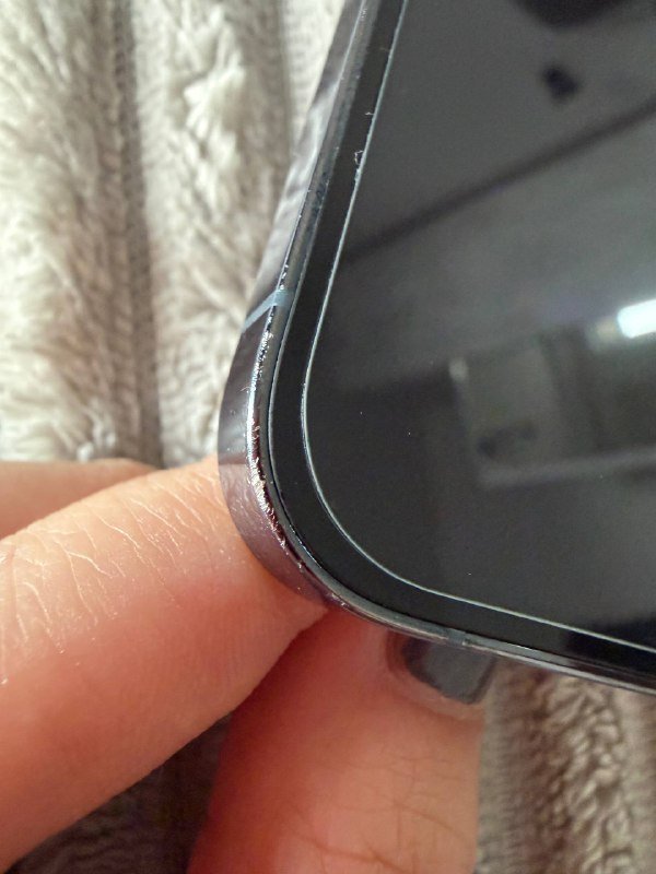 IPhone 13 Pro 128 ГБ, с зарядкой и 2 чехлами 9