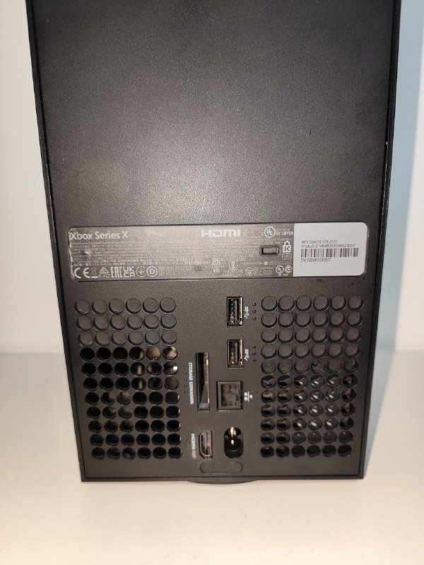 Xbox Series X 1 ТБ SSD, джойстик, кабели, подписка 2