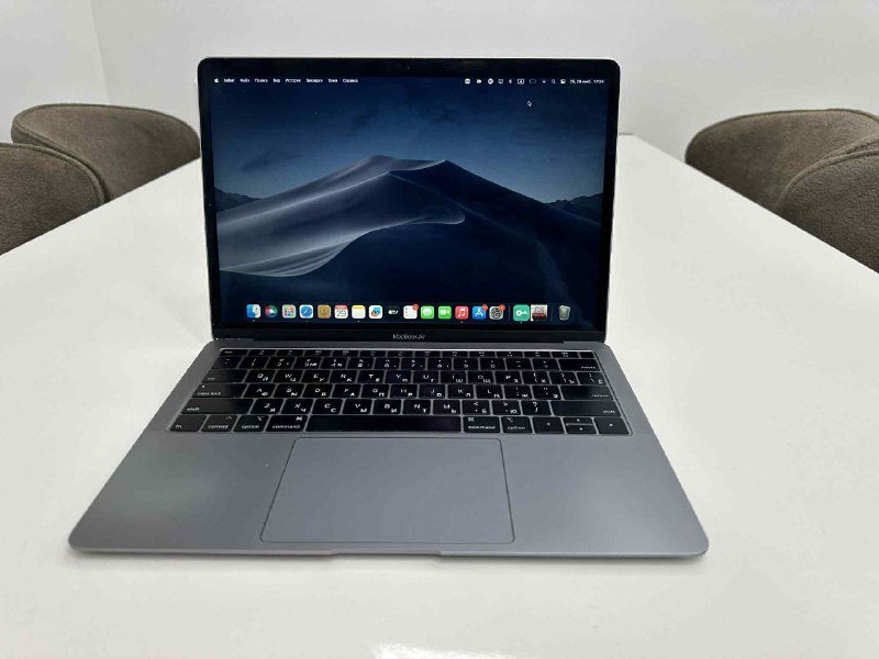 MacBook Air Retina 13-inch 2019 3