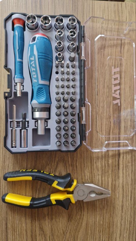 Набор инструментов, пауэрбэнк, вешалка, клавиатура, поддон