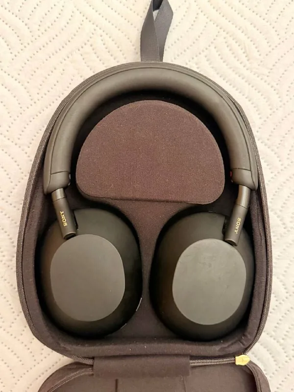 Наушники Sony WH-1000XM5 1