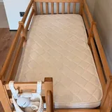 Детская кровать, стойка для одежды 2