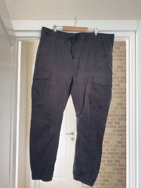 Leggings, tops, and sweaters 8