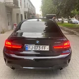 BMW 3 Series 330i 4