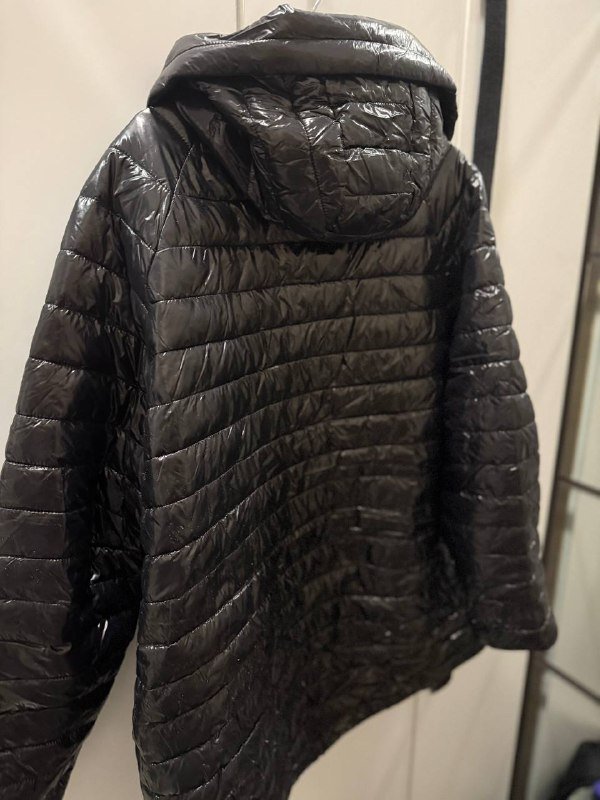 Осенне-весенняя черная куртка удлиненная 2