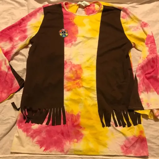 Яркая кофта, пляжная рубашка, юбка Primark, розовая майка, топ Primark