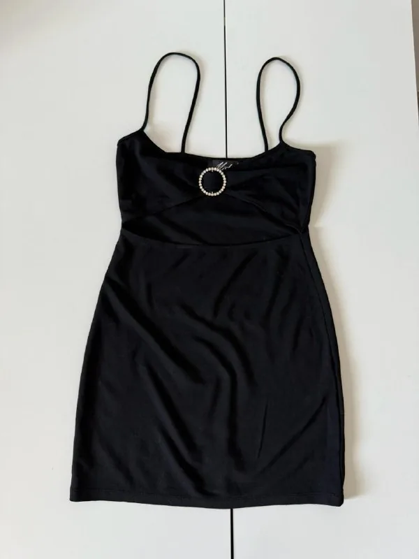 Black dress 1