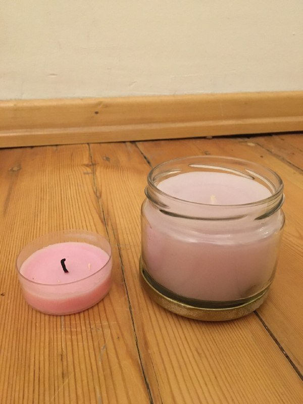 Клеевой пистолет, пассатижи, молоток, мультитул, изолента, ключи, нагреватель, лампочка, свечи, бечевки, рамка, горшок, термокружка, чашка 6