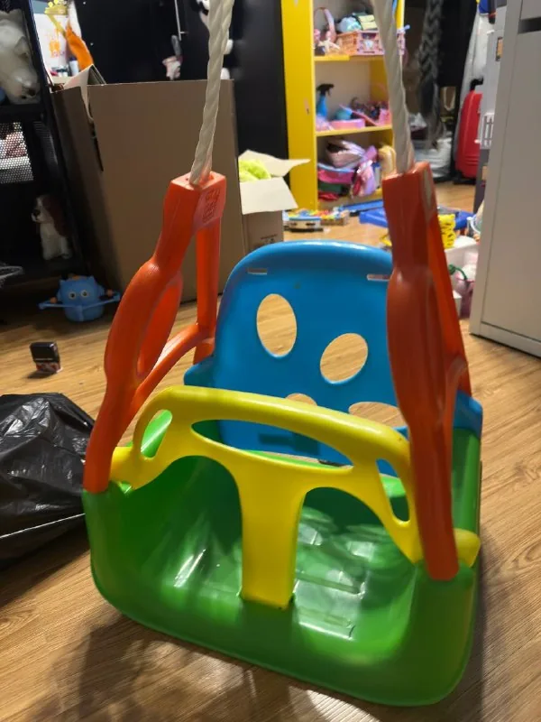 Children's swing 1