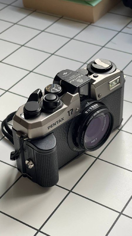 Пленочная фотокамера Pentax 17