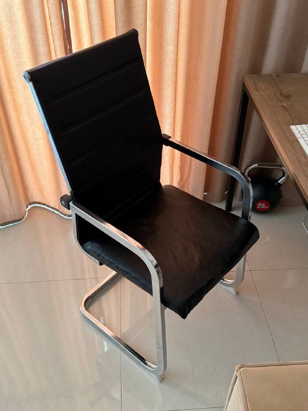 Кресло IKEA SKRUVSTA, Черное кресло, Пластиковый белый стул с подушкой 3