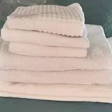 Сейфы, стаканы, сушилка, постельное бельё, подушки, сапоги, контейнер, сумка, гриль 2