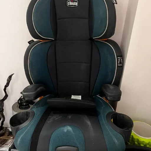 Детское автокресло Chicco KidFit